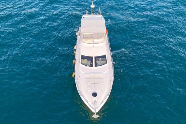 dubai marina yacht tour