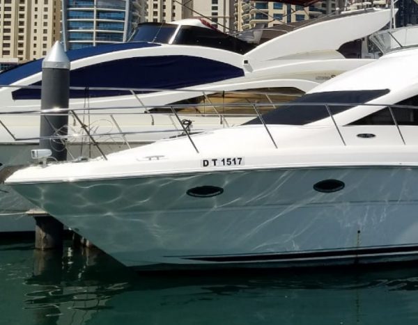 private luxury yacht – 42ft sea ray