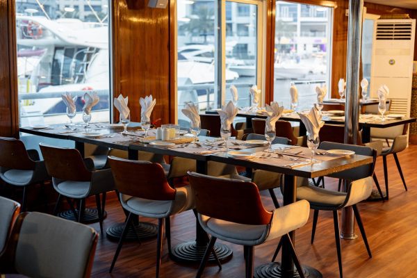five star sea lounge dubai marina