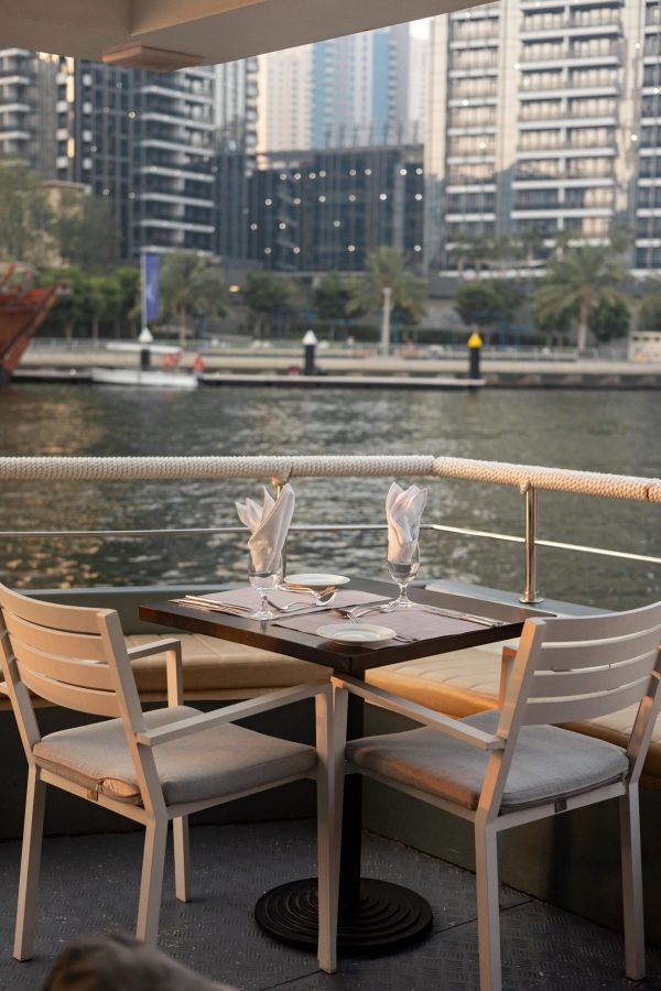 five star sea lounge dubai marina