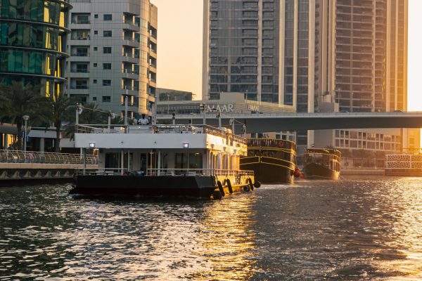 five star sea lounge dubai marina
