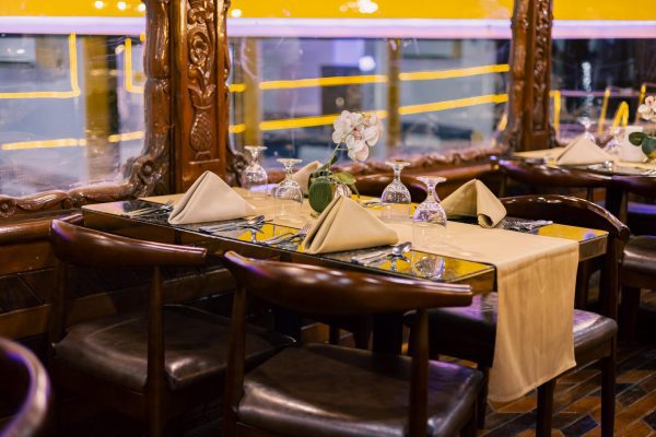 five star wooden cruise dubai marina