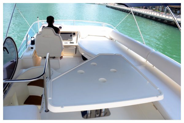 private azimut luxury yacht – 43ft
