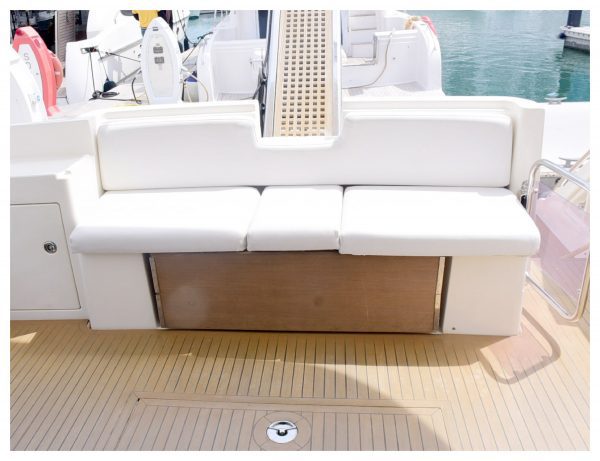 private azimut luxury yacht – 43ft