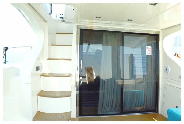 private azimut luxury yacht – 43ft