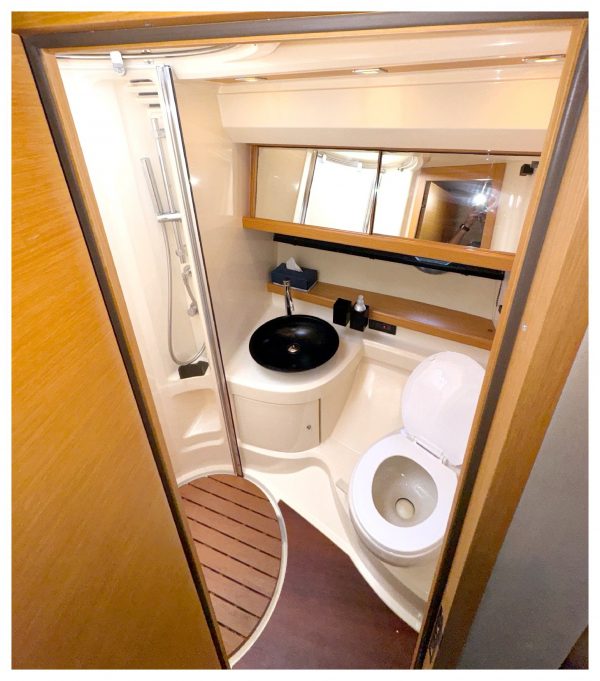 private azimut luxury yacht – 43ft