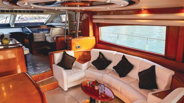 private luxury yacht – 64ft dominator