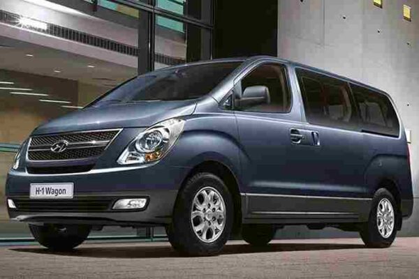 hyundai h1 – spacious & comfortable luxury van