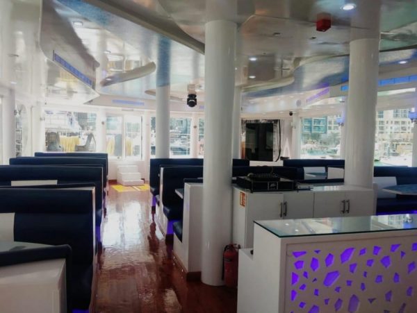 silver dhow cruise – dubai marina 