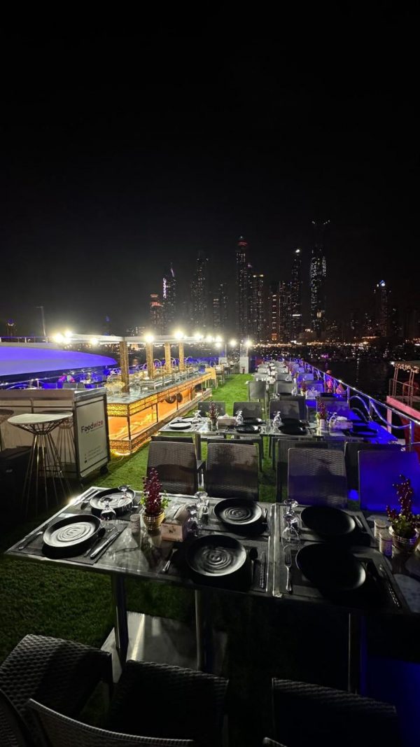vip black yacht dubai marina