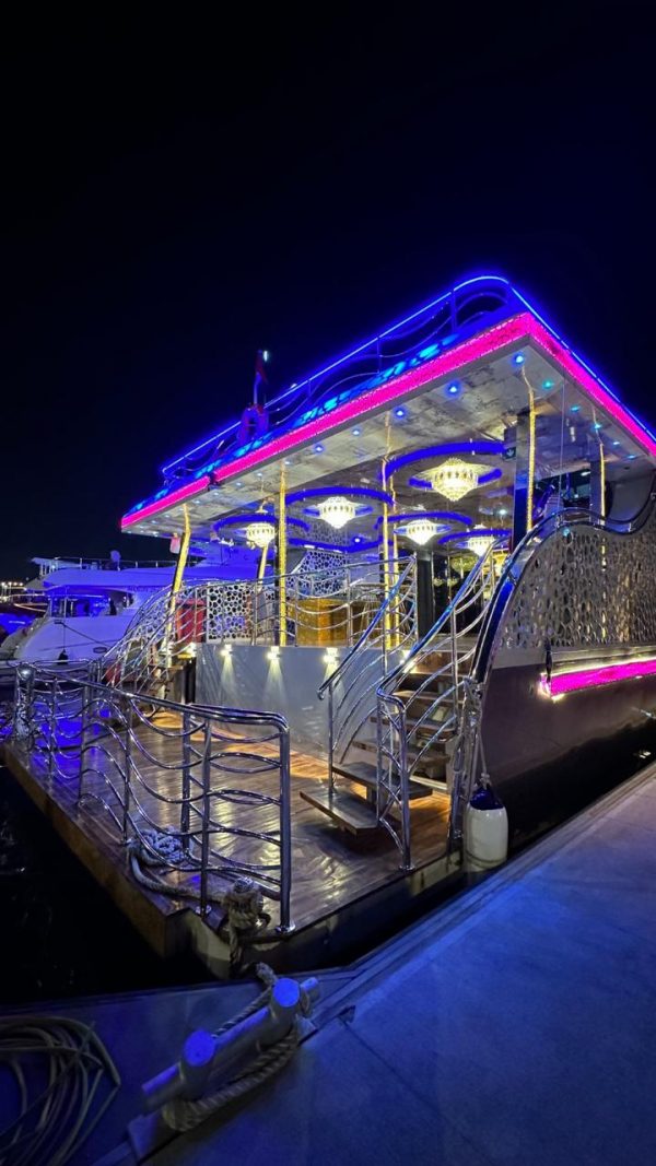 vip black yacht dubai marina