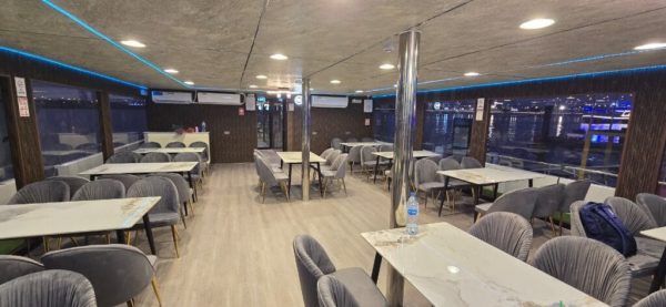 business class cruise – dubai canal