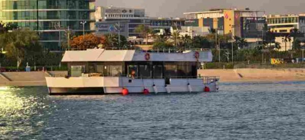 business class cruise – dubai canal