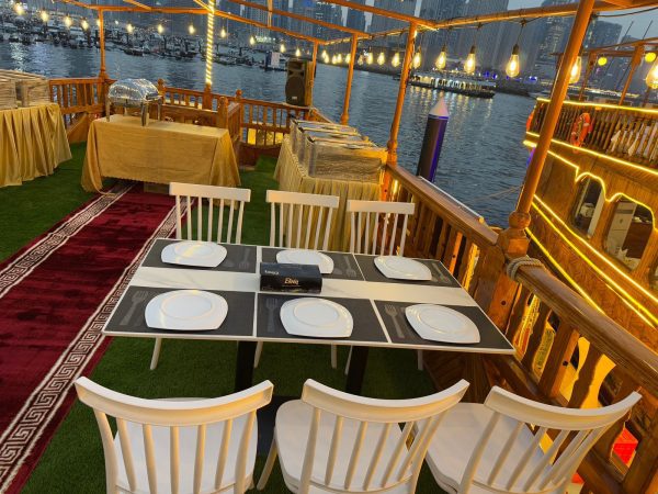 standard dhow cruise – dubai marina