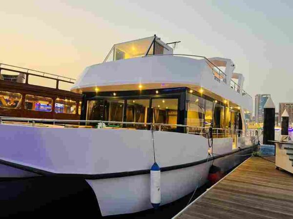 premium luxury cruise – dubai canal