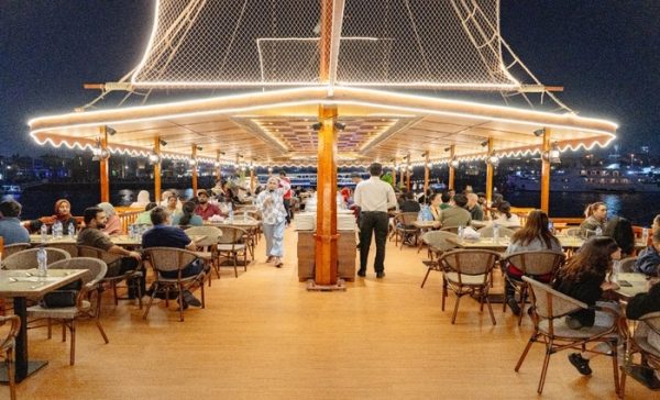 luxury dhow cruise al seef