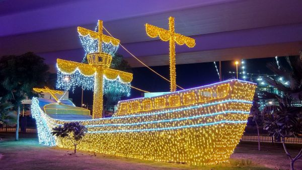 dubai garden glow