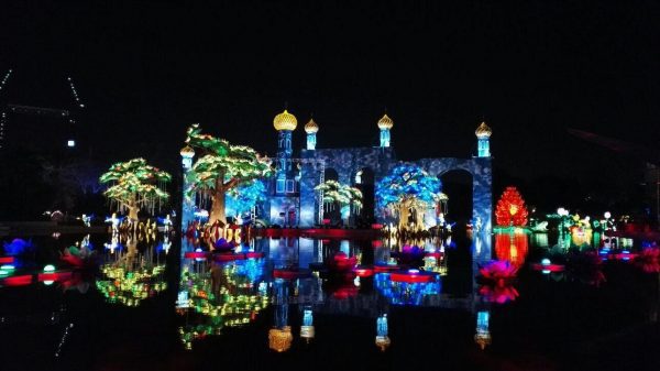 dubai garden glow