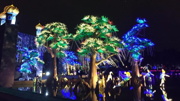 dubai garden glow
