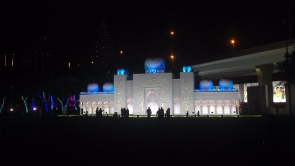 dubai garden glow