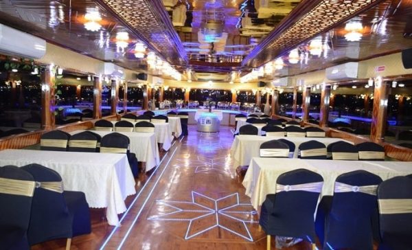 premium dinner cruise dubai creek