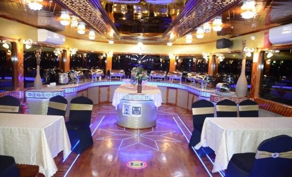 premium dinner cruise dubai creek