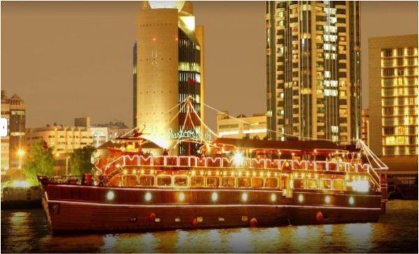 rustar dhow cruise dubai creek
