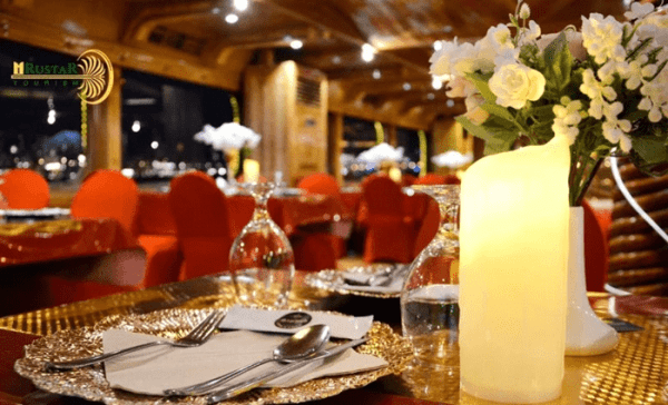 royal dhow cruise deira creek