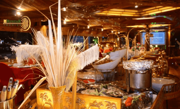 royal dhow cruise deira creek