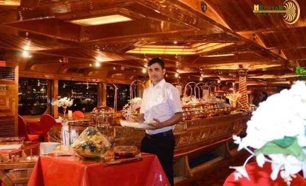 royal dhow cruise deira creek