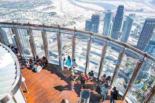 the burj khalifa level 124 + the cafe – prime hours