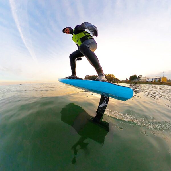 surf high experience in dubai – wake surfing (copy)