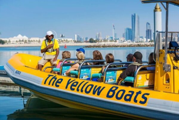 yellow boats 45 minutes atlantis blast tour