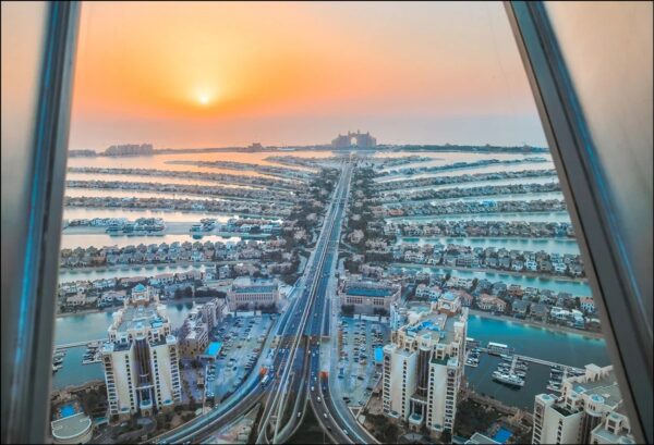 the view at the palm dubai non prime